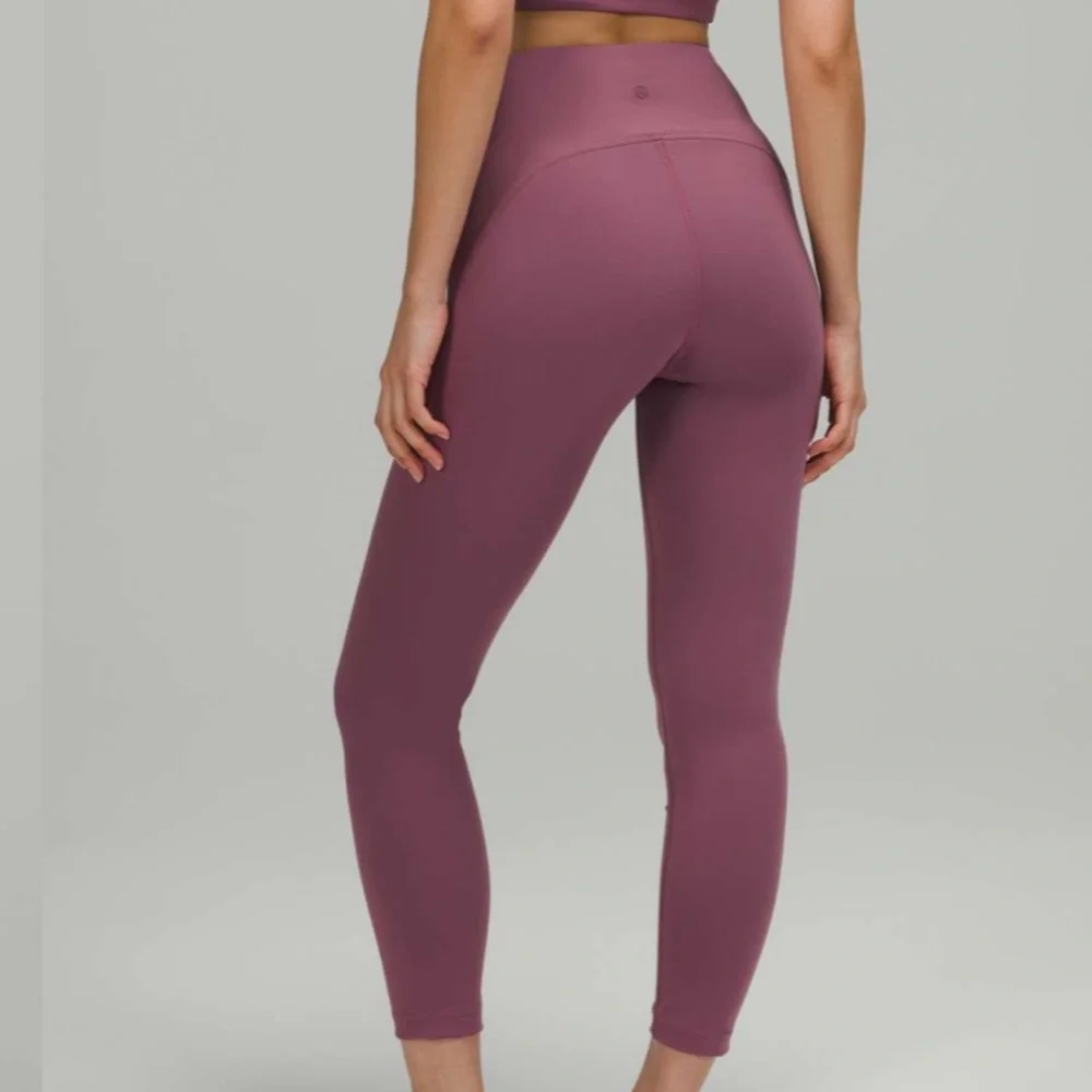 Lululemon InStill High-Rise Tight 25